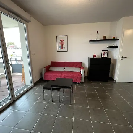 Apartment Le Skywalker : T2 Avec Parking & Balcon *